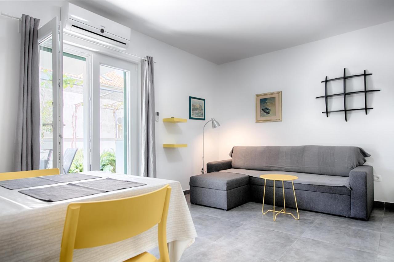 Apartmani Dule Komiža Buitenkant foto