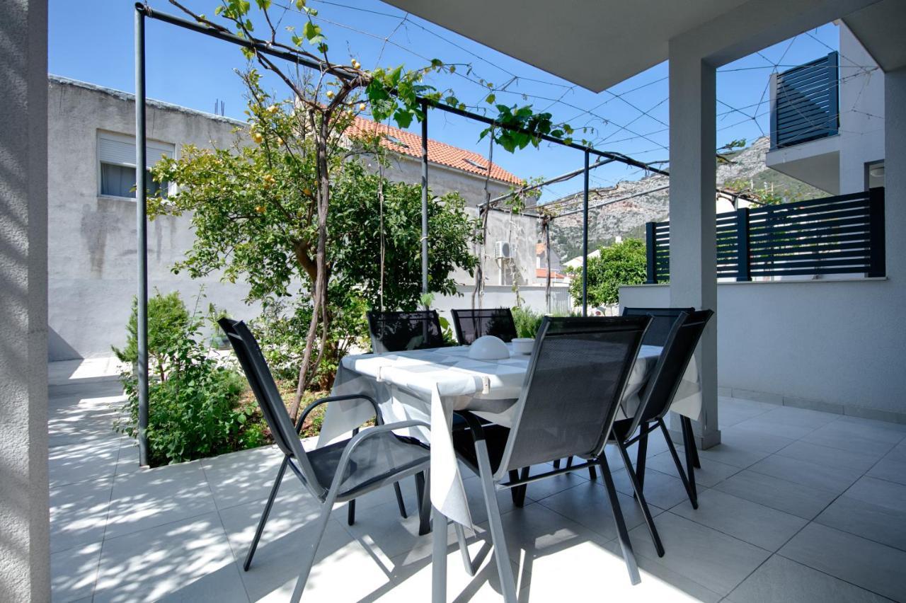 Apartmani Dule Komiža Buitenkant foto