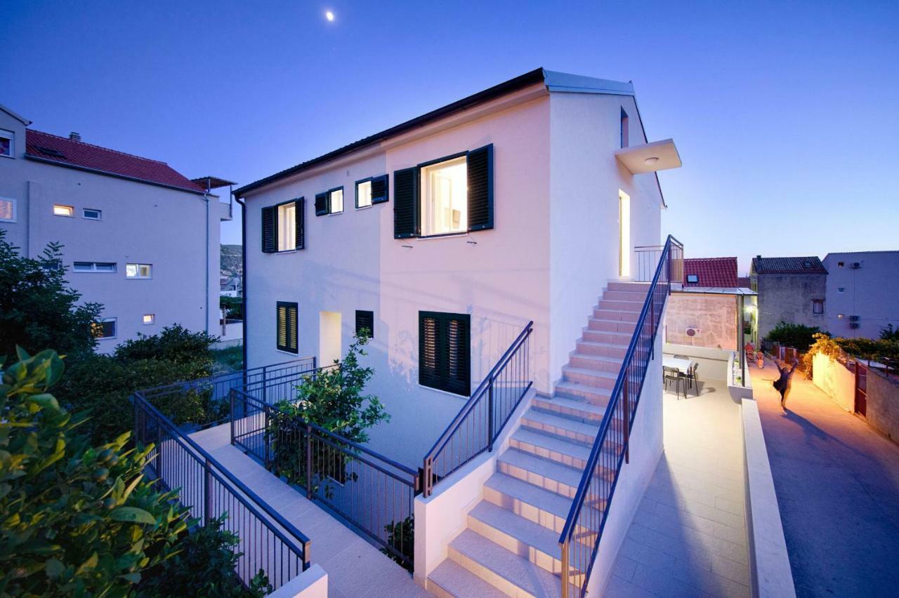 Apartmani Dule Komiža Buitenkant foto