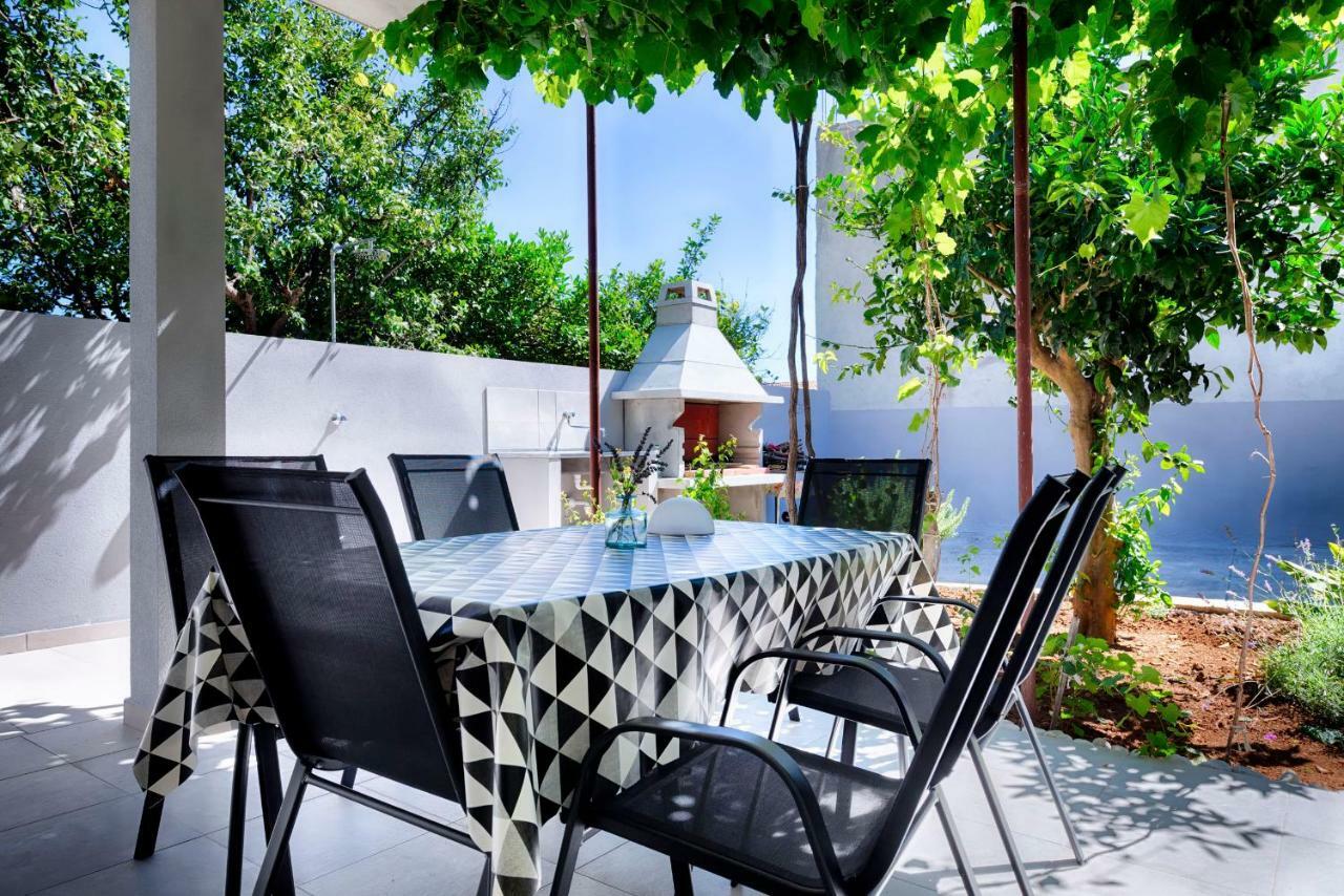 Apartmani Dule Komiža Buitenkant foto