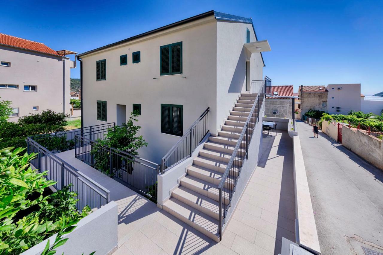 Apartmani Dule Komiža Buitenkant foto