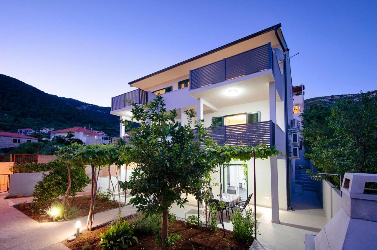 Apartmani Dule Komiža Buitenkant foto